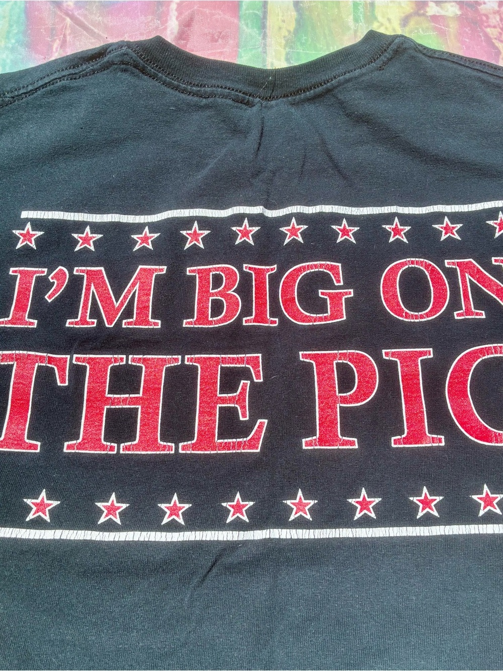 Black vintage Graphic Tee with White Cartoon Pig Design - Picture 5 of 5